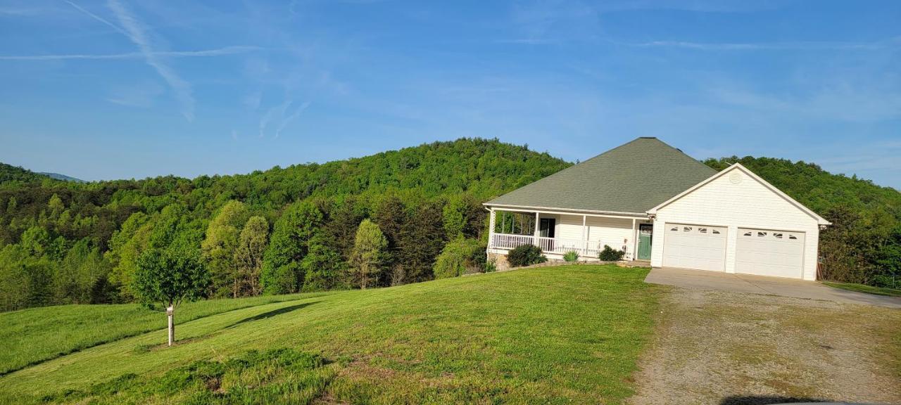 Mountain Retreat House To Relax And Enjoy Βίλα Lenoir Εξωτερικό φωτογραφία